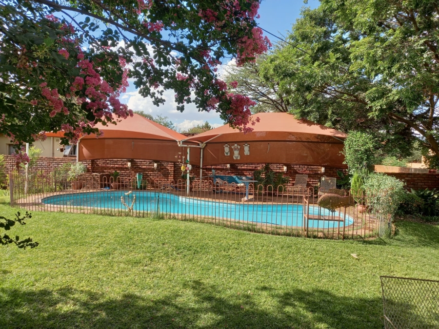 3 Bedroom Property for Sale in Kuruman Northern Cape